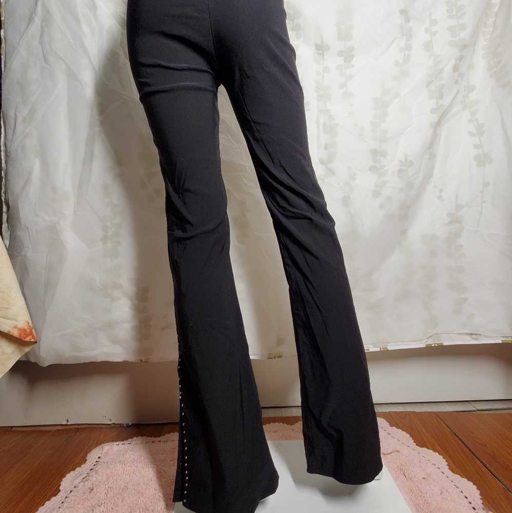 Cache Pants. Size 2. Used, In Good Condition - image 1